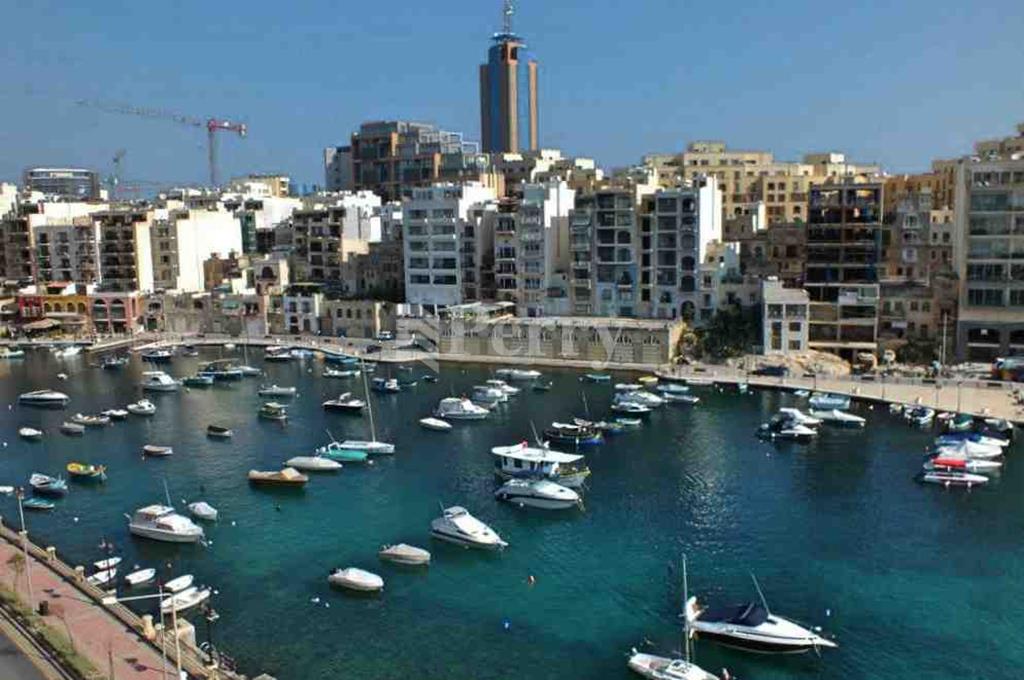 St Julians - Apartment
