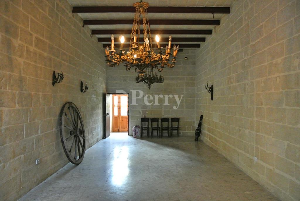 Zebbug - House of Character