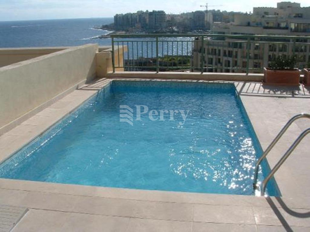 Portomaso, St Julians - Penthouse