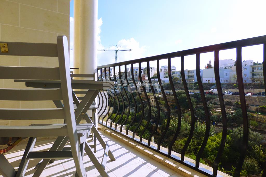 St Julians - Apartment