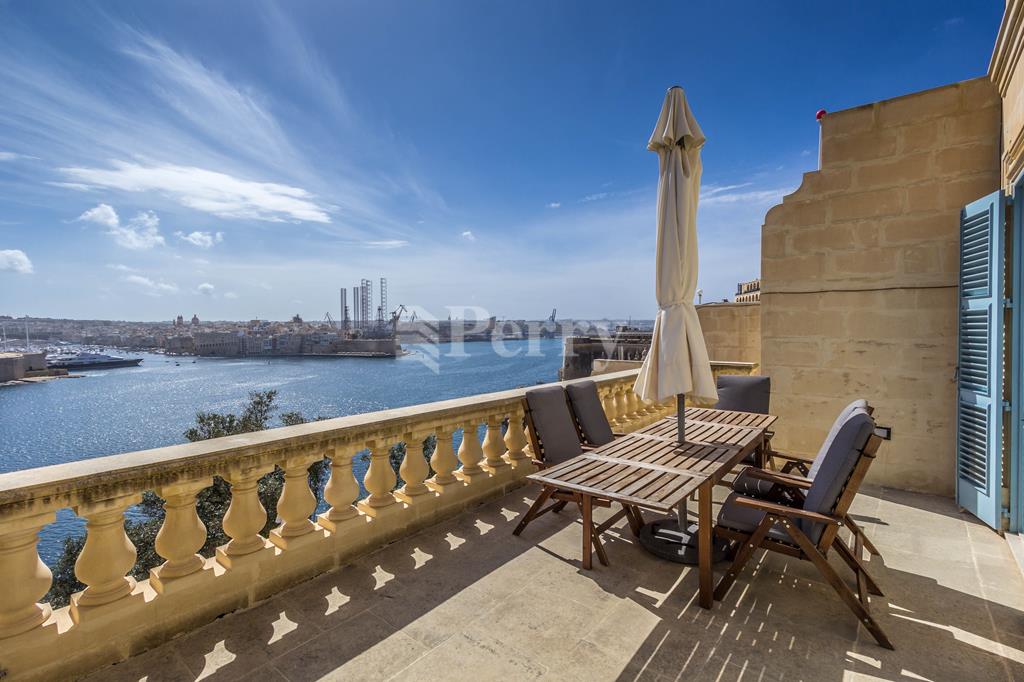 Valletta - Office