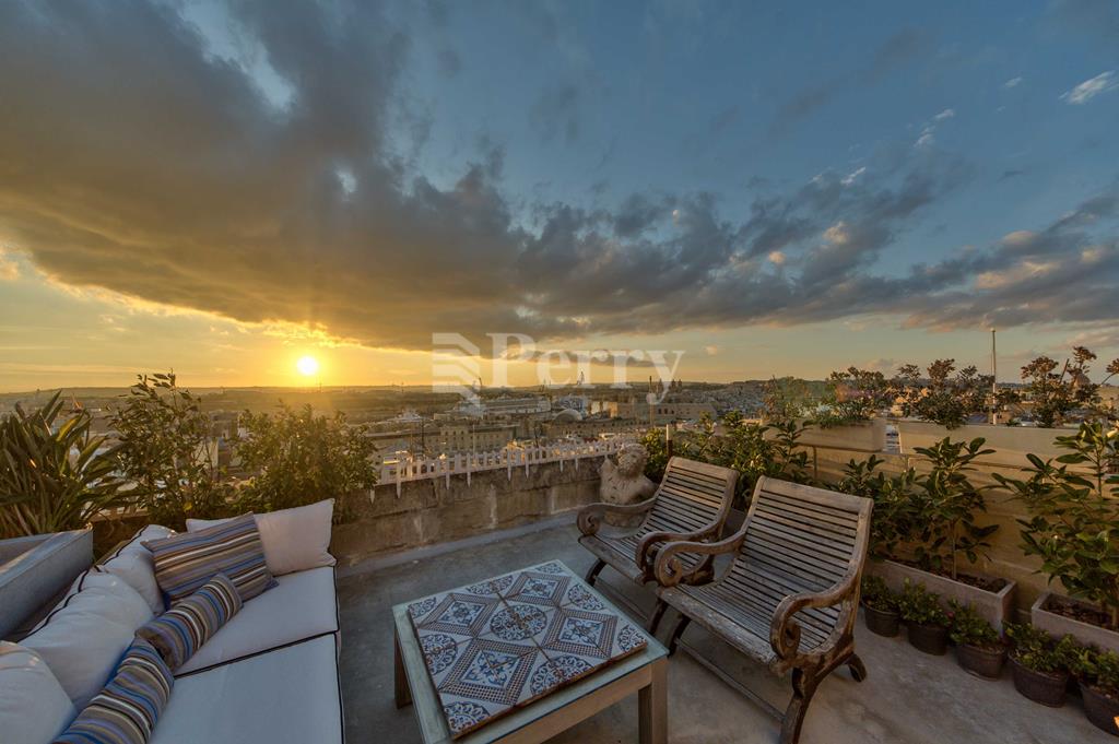 Cospicua (Bormla) - House of Character