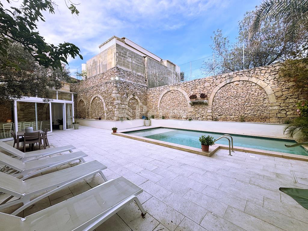 Ta' Xbiex Penthouse