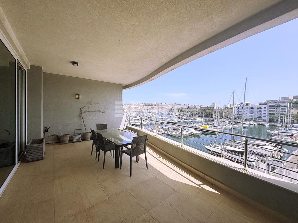 Ta' Xbiex - Apartment