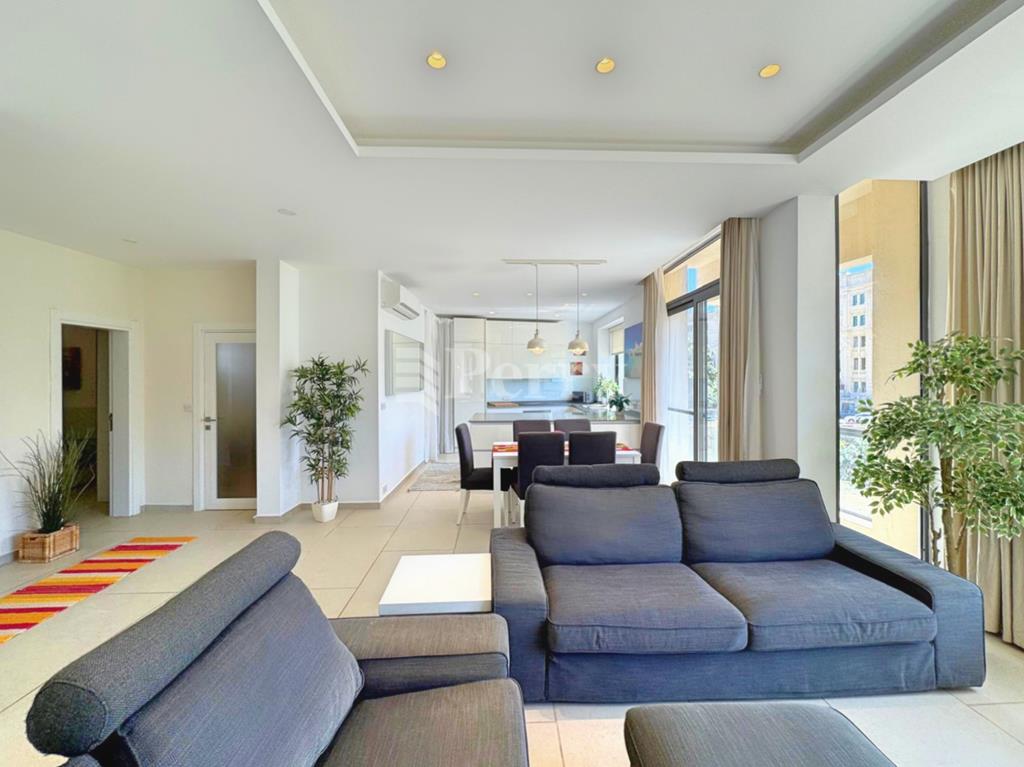 St Julians - Apartment