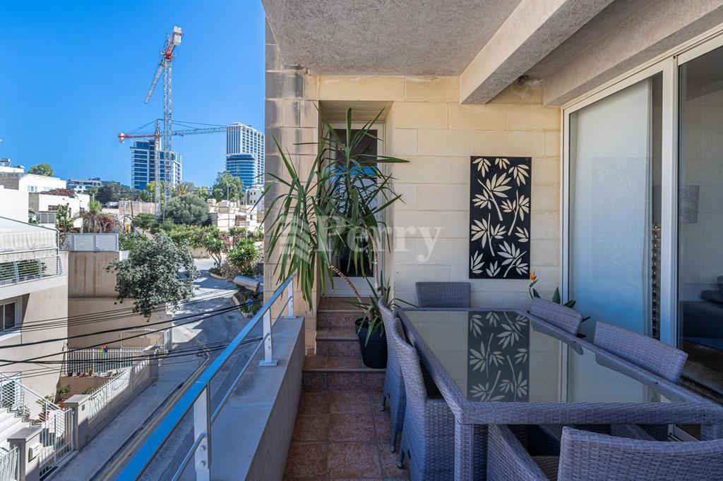 St Julians - Apartment