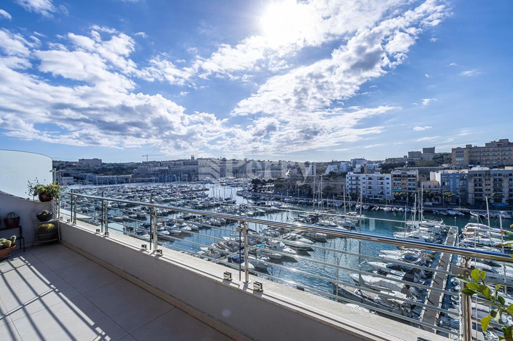 Ta' Xbiex - Apartment