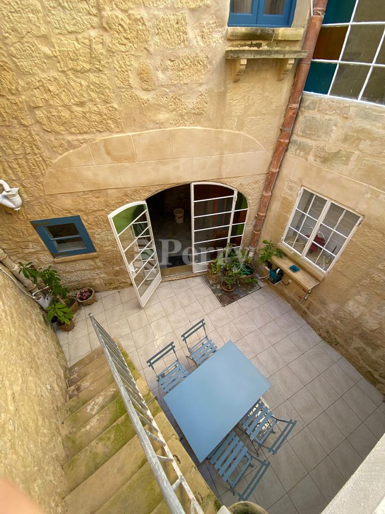 Naxxar - House of Character