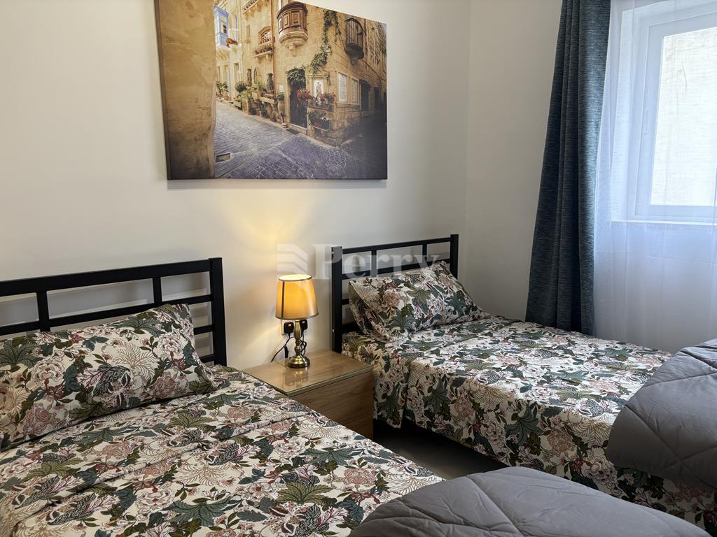 Pembroke - Maisonette