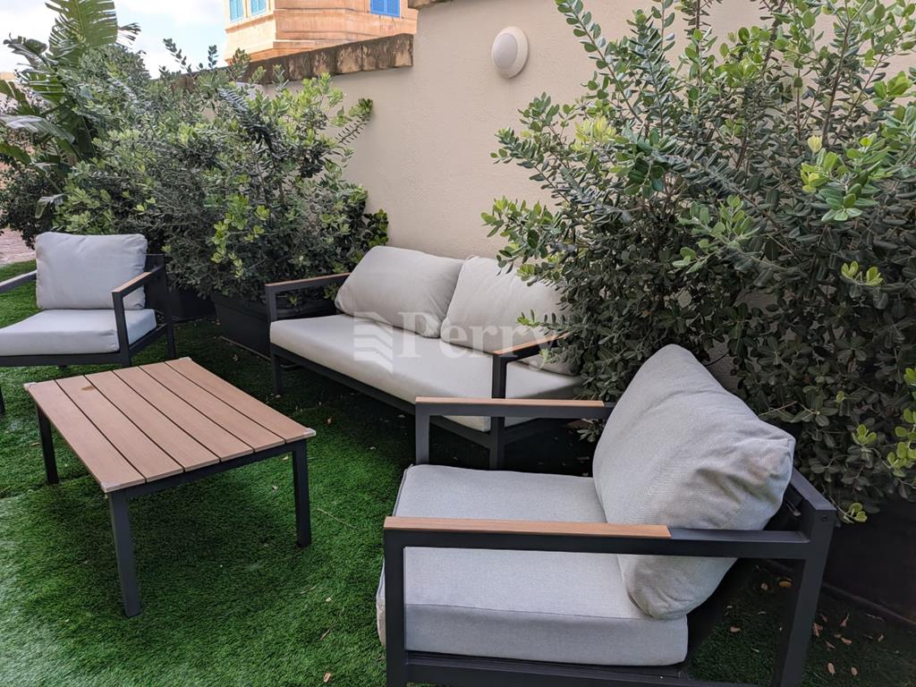 St Julians - Maisonette