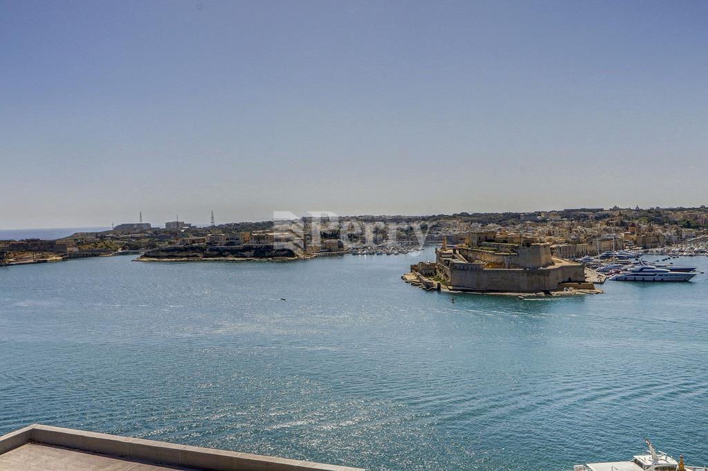 Valletta - House of Character