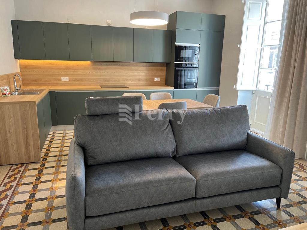 Mosta - Town House