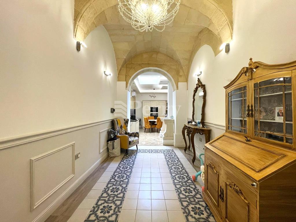 Cospicua (Bormla) - Town House